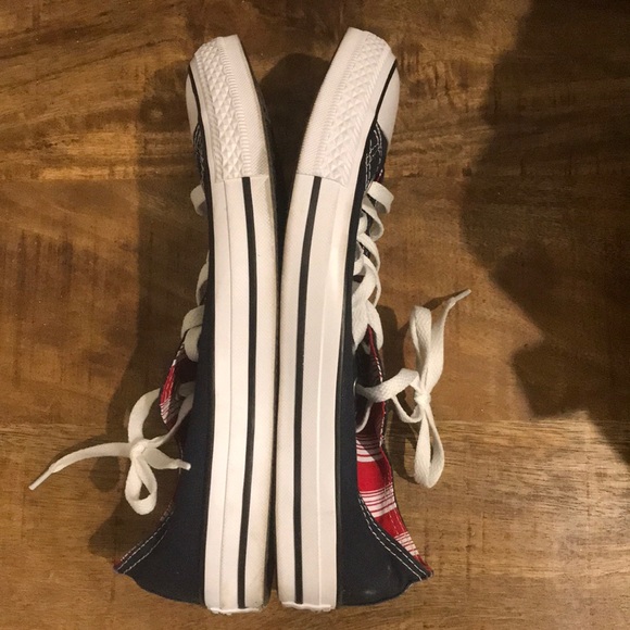 Converse ✅PRICE IS RIGHT - Picture 4 of 7